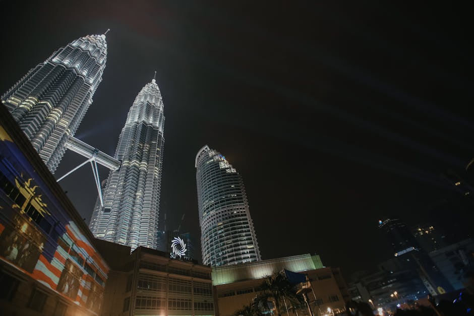 The Skybridge connecting the two towers